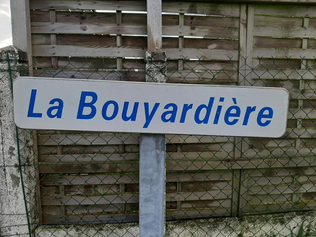 La Bouyardiere Saint-Mars-d'Egrenne Exterior foto